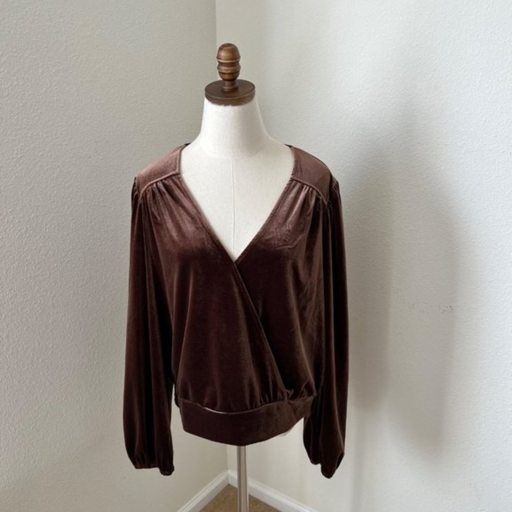 Evereve Kenna Velour Faux Wrap Top Women XL Brown Soft MSRP $88‎